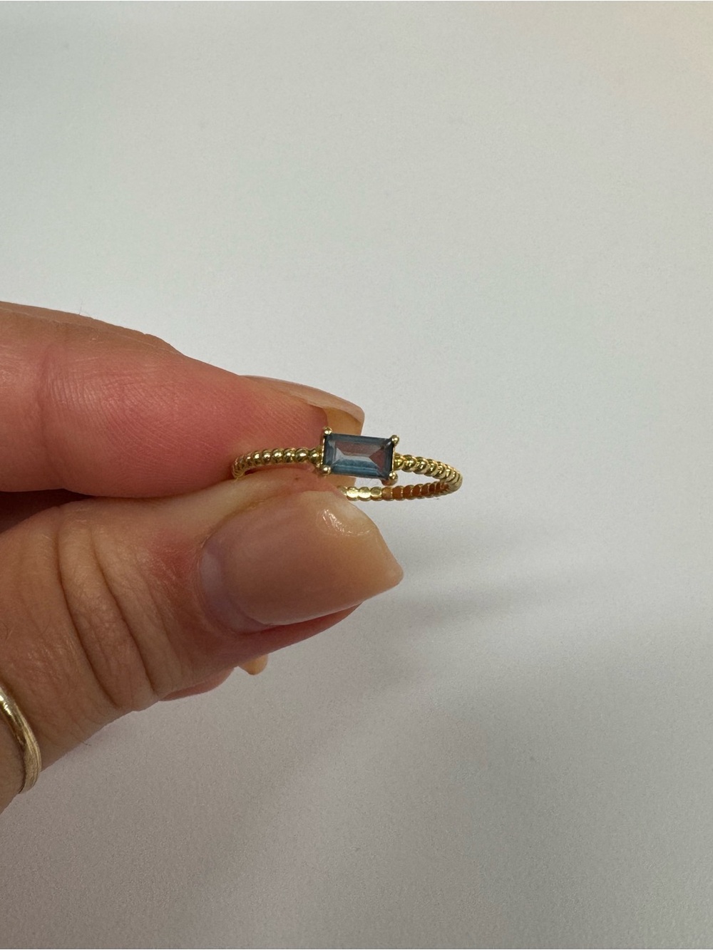 14kt Ring with Blue Topaz Stone